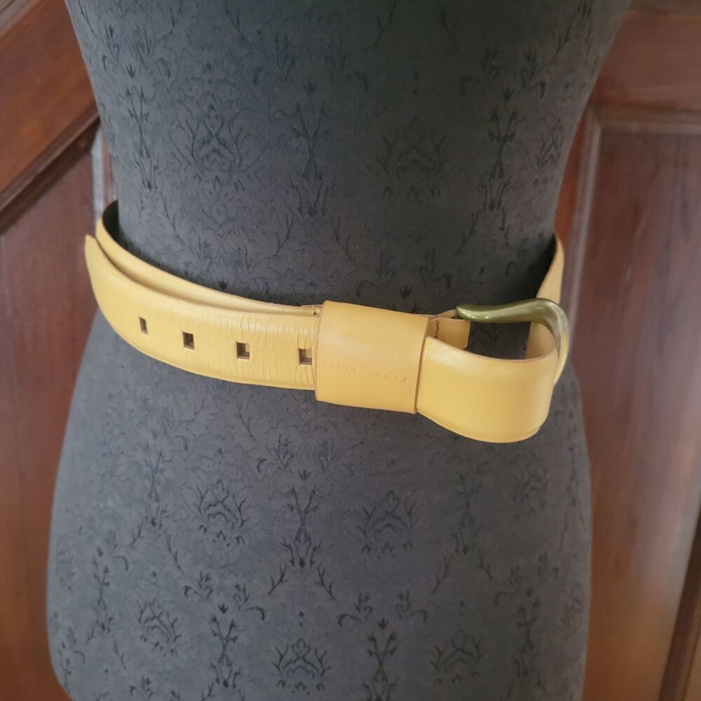 Perry Ellis Genuine Leather Belt With Brass Buckle Large